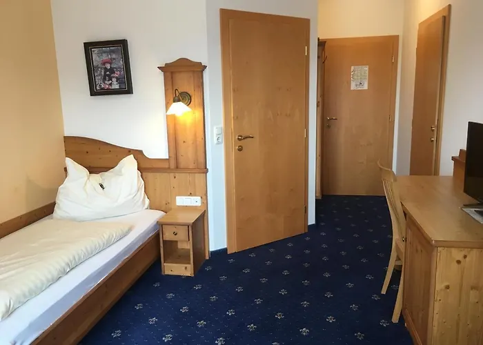 Familie Czepl Hotel *